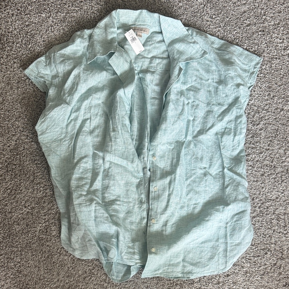 BANANA REPUBLIC - NWT linen button down